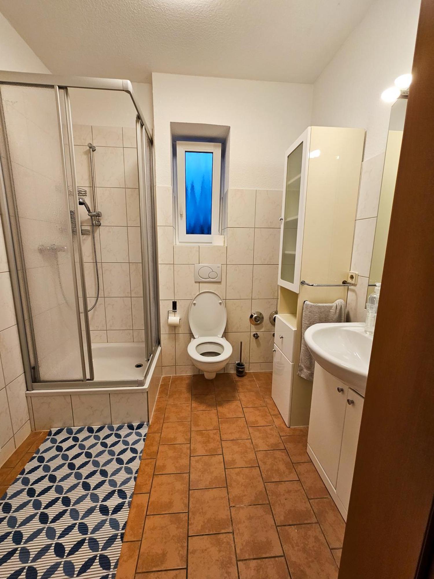 City-close - King Bed & Free Garage *